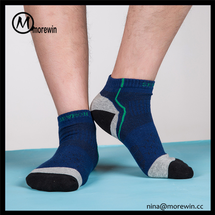 Morewin Custom Brand Sports Compression Ankle Socks For Man