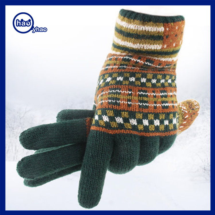 Amazon Supplier Custom Snowflake Jacquard Hand Gloves Smart Phone