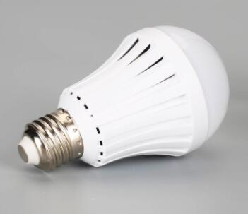 Rechargeable LED Emergency Bulb-5W-IC