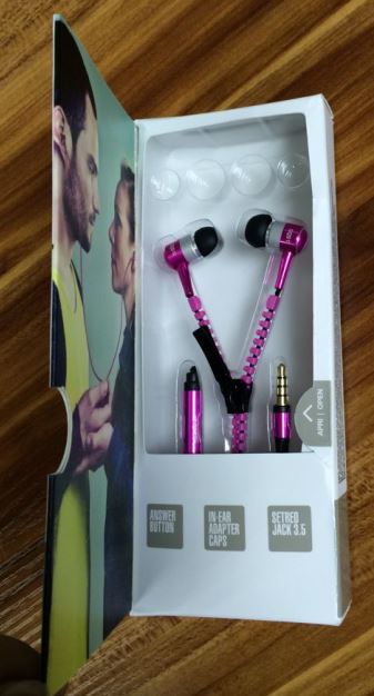 Zip Earphone, Blister Card Packing