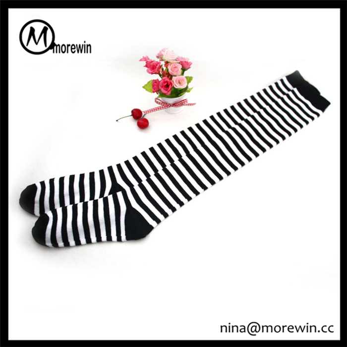 Morewin Brand Wholesale Custom Knee High Long Football Socks Plain Black