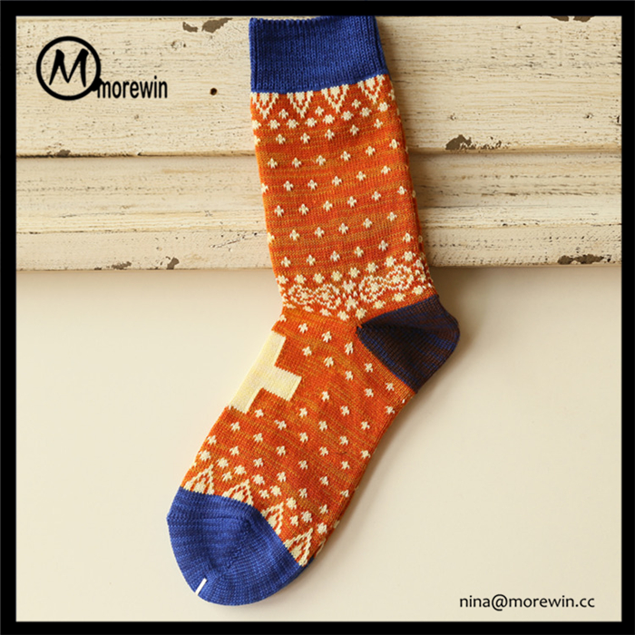 Morewin Fashion Fancy Jacquard Women Socks Combed Cotton Socks