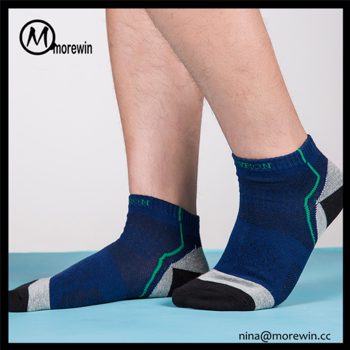 Morewin Custom Brand Sports Compression Ankle Socks For Man