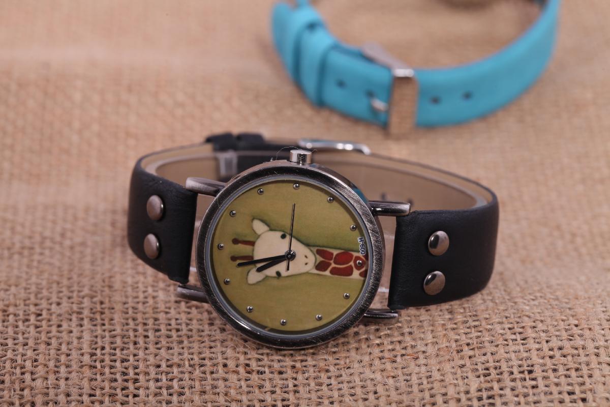 Leather Strap Vintage Style Watch