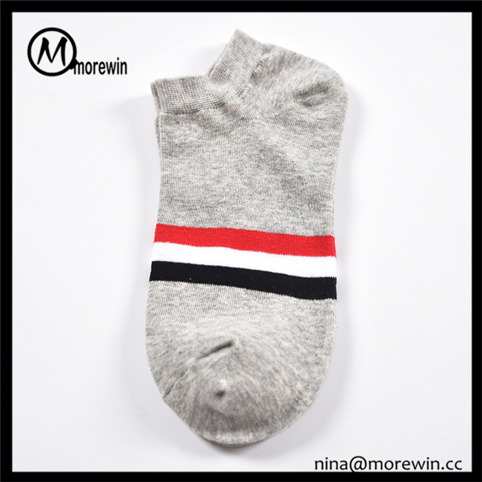 Morewin OEM Custom Logo Knitting Sport Ankle Socks