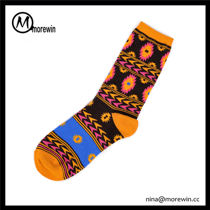 Morewin Brand Bold Colors With National Style Man Dress Socks