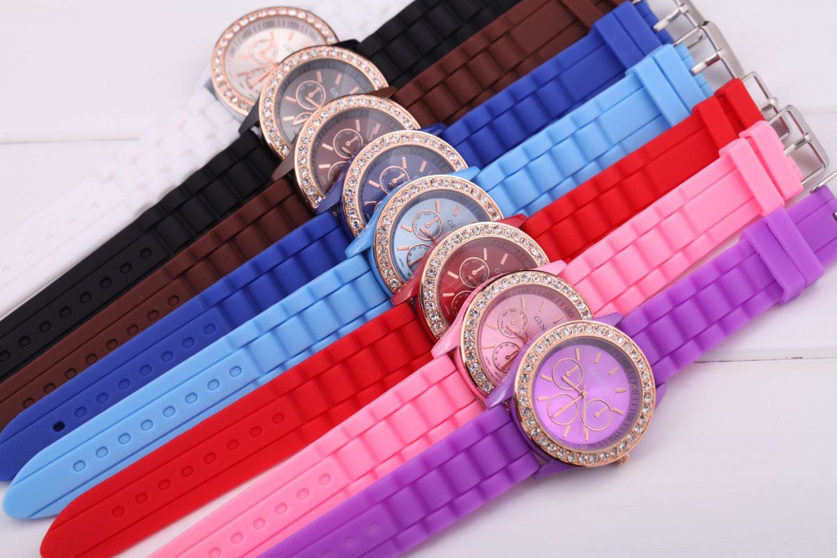 Ladies' Watch With Silicone Band And Rhinestones