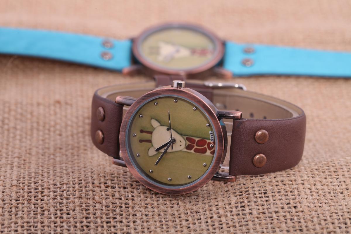 Leather Strap Vintage Style Watch
