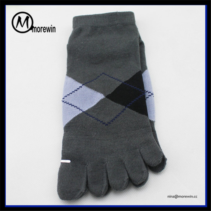 Morewin Bulk Wholesale Mens Five Finger Five Toe Design Ankle Socks 