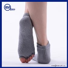 Morewin Open Toe Design Wholesale Yoga Pilates Fitness Sock wholesale, custom printed logo