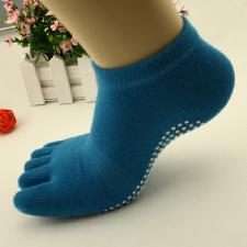 Yhao custom cotton anti slip 5 toe yoga socks women wholesale, custom printed logo