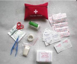 Emergency First Aid Kit Bag Red Medicine Bag Outdoor Camping  wholesale, custom printed logo